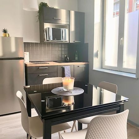 Van Gold - Appartement - Centre Ville Calais Zewnętrze zdjęcie
